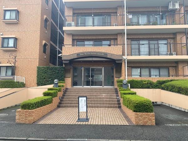 ライオンズマンション小平栄町 エントランス