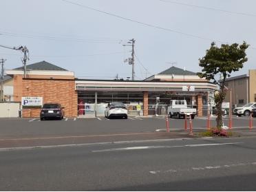 セブンイレブン原ノ町駅前店：800m