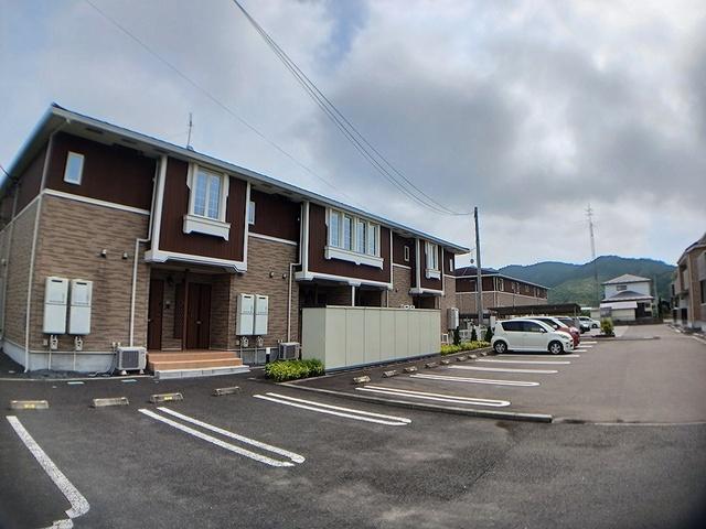 ストロベリーハウスⅣ（204） 駐車場