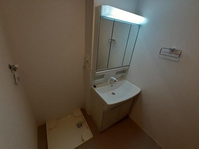 南相馬　ＹＡ　Ｃｏｕｒｔ　Ⅱ（101） 洗面