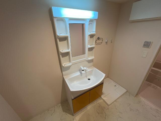 シャイン ヴィレッジ 大木戸 Ａ 部屋画像