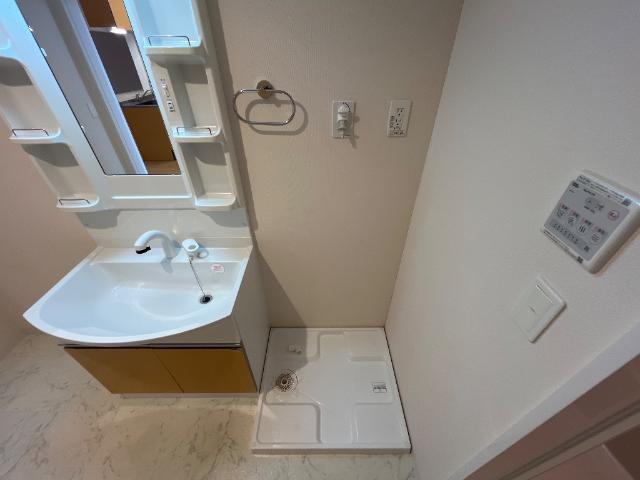 シャイン ヴィレッジ 大木戸 Ａ 部屋画像