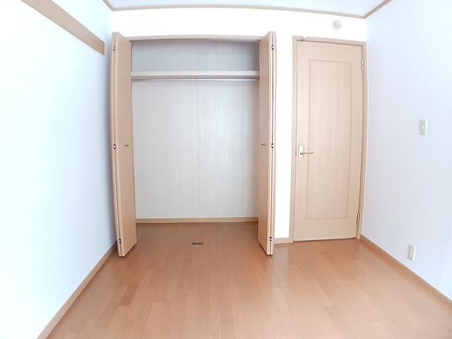 サンリット　グローブＢ棟（102） 収納
