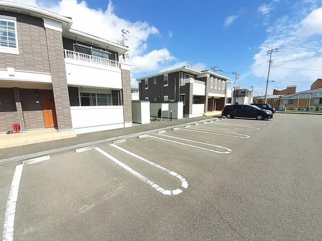 アルカンシエルさくら（202） 駐車場