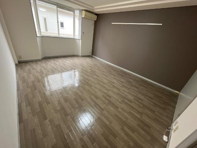 ラボーテ栄 部屋画像