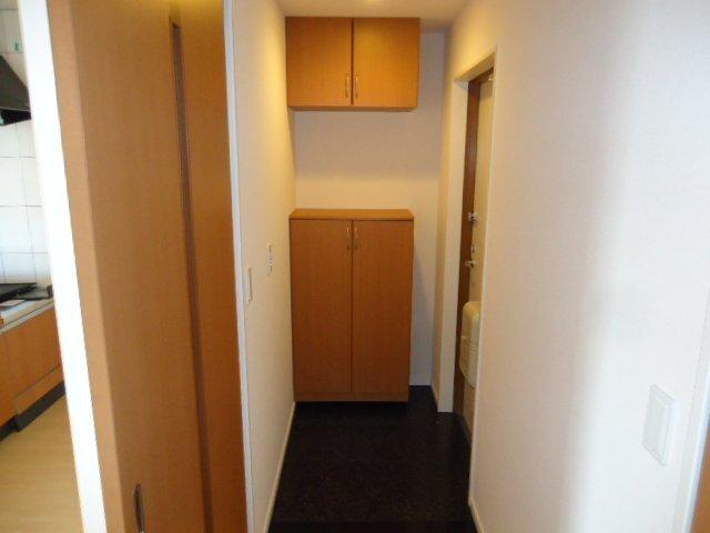 シャインパレス 玄関