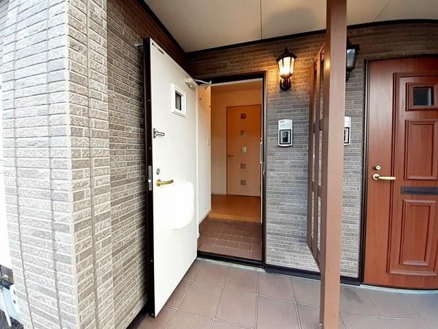 ベネフィスⅠ（102） 玄関