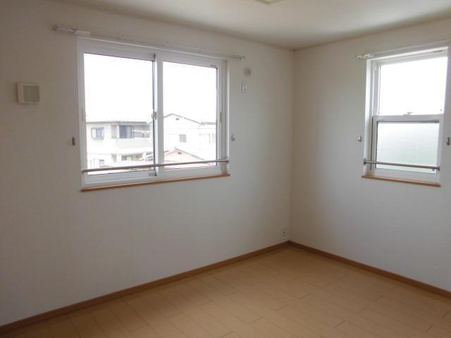 ロイヤル　クレッセント　Ⅰ（203） 室内
