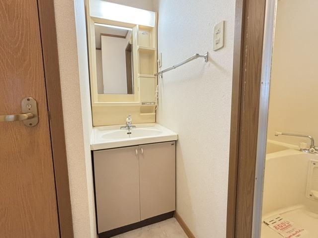 ＫＭヴィレッジⅦ（102） キッチン