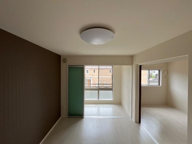 シャイン ヴィレッジ 大木戸 D 部屋画像