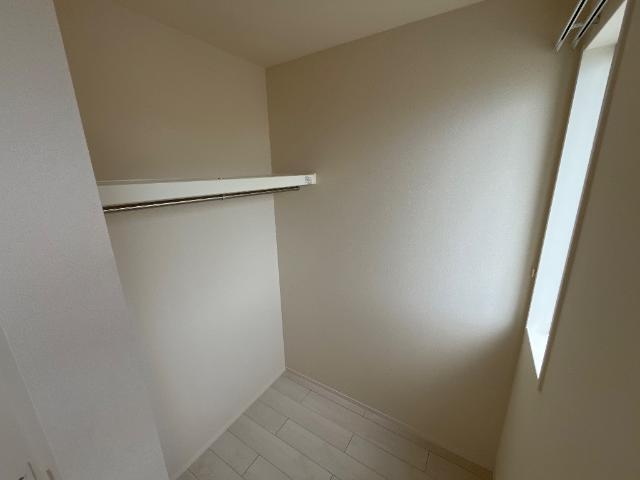 シャイン ヴィレッジ 大木戸 D 収納