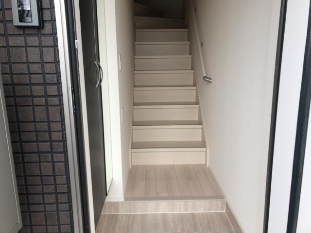 ラピスラズリ 玄関