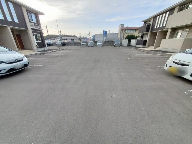 シーズンⅣ（203） 駐車場