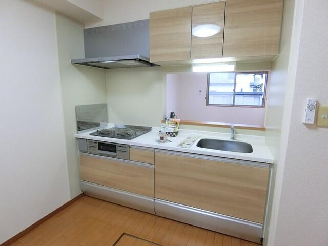 リバーサイドシャトー　ＡＢＣ（A102） キッチン