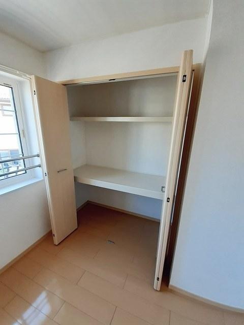 Ｌａｕｒｅｌ　Ｆ．Ａ（202） 収納