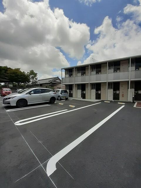 サンガーデンＳ（103） 駐車場
