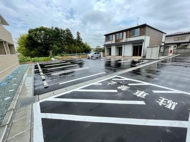 Ｗａｌｌ・ＲｏｓｅⅠ（102） 駐車場