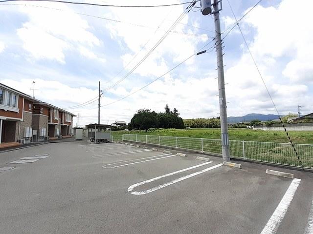 ビューテラスⅡ（202） 駐車場
