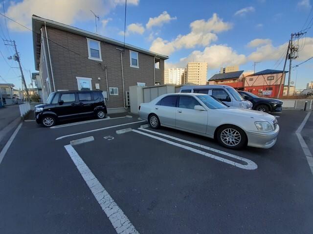 ドラゴン　フラワー（202） 駐車場