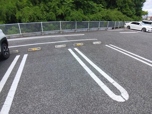 ヴューテラス　リオ　Ａ（102） 駐車場