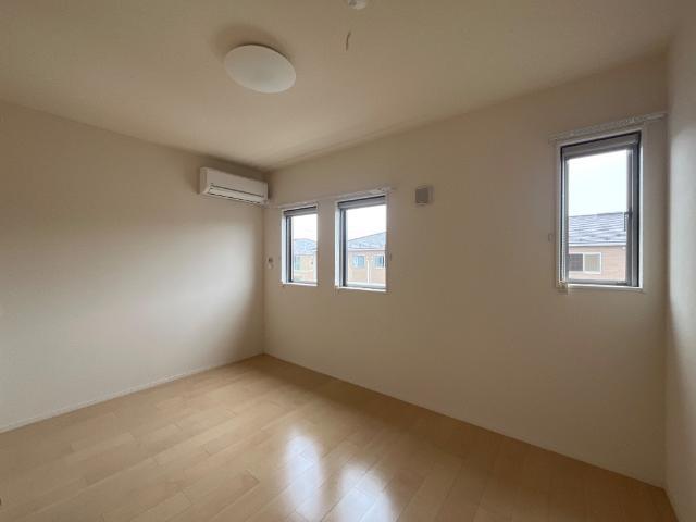 シャイン ヴィレッジ 大木戸 Ｃ 部屋画像