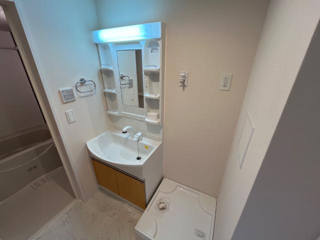 シャイン ヴィレッジ 大木戸 Ｃ 部屋画像