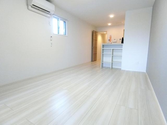 Ｄ−ｒｏｏｍＳ三百人町（202） リビング