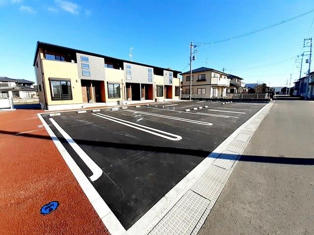 カーサ　みなと（204） 駐車場