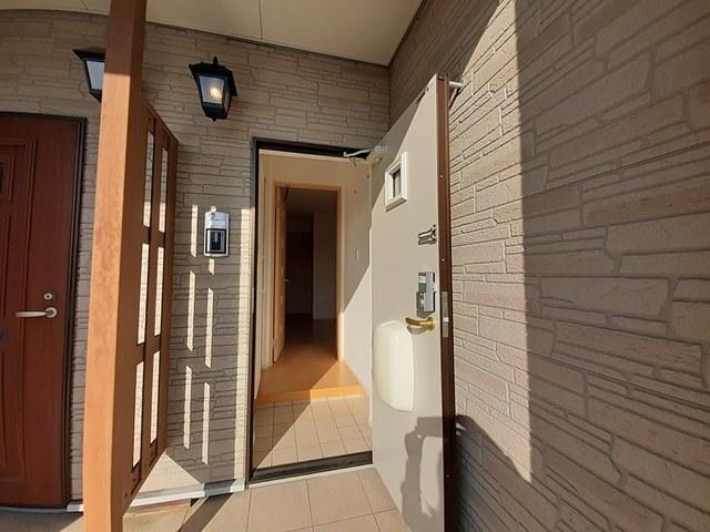 シーズンⅣ（102） 玄関