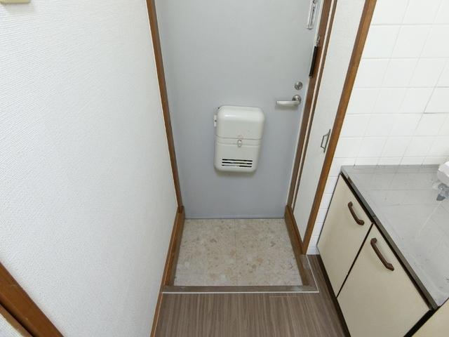 サニーヒルズ（102） 玄関