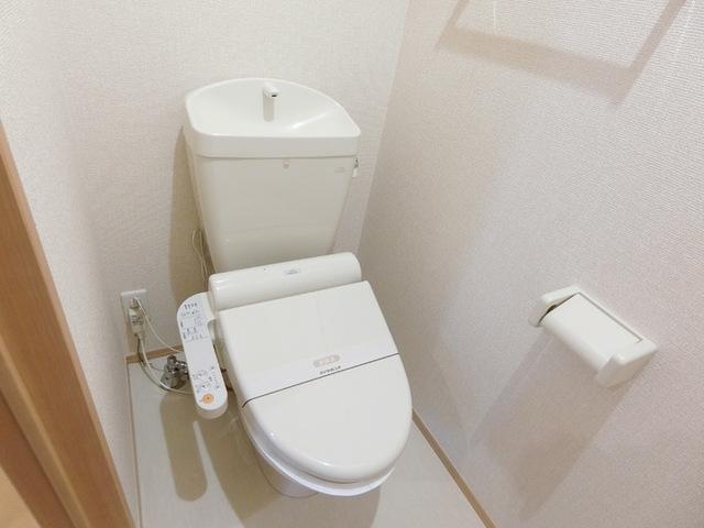 Ｄ−ｒｏｏｍ白石西（202） トイレ