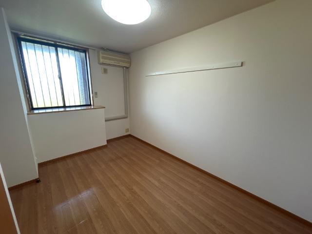 クレストール広表 部屋画像