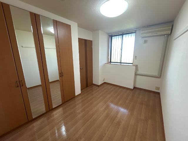 クレストール広表 部屋画像