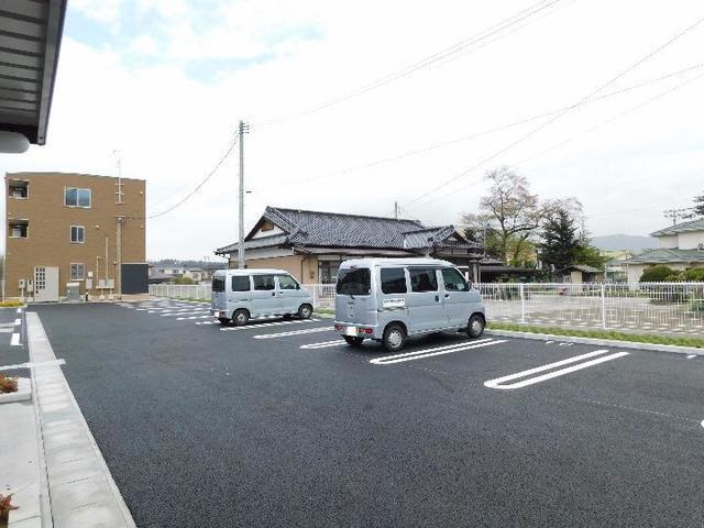 アリエッタ（104） 駐車場
