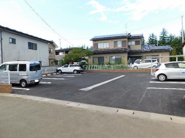 沖野シャングリラ（203） 駐車場