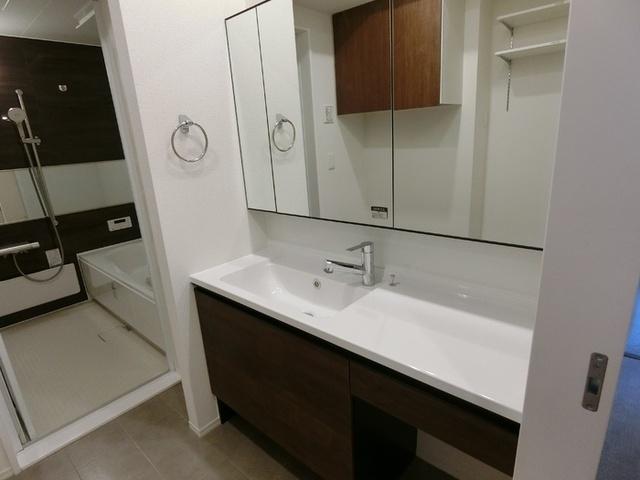 Ｄ−ＲＯＯＭ泉崎Ⅱ（101） 部屋画像