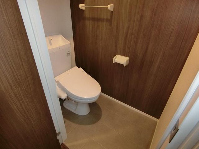Ｄ−ＲＯＯＭ泉崎Ⅱ（201） トイレ