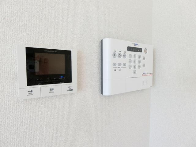 Ｄ−ｒｏｏｍ白萩町（302） セキュリティ