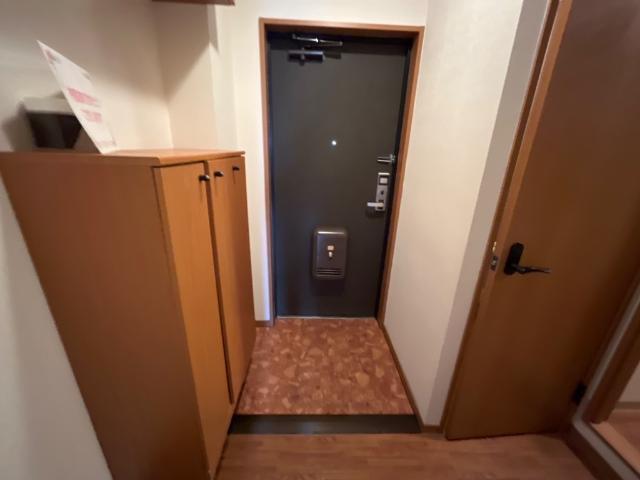 サニープラザ円 玄関