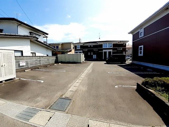 サニーグローブⅠ（102） 駐車場