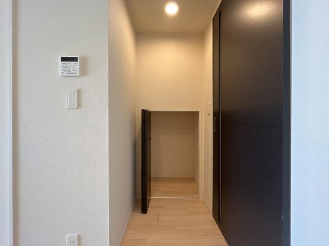 ラピスラズリ 部屋画像