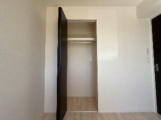 ラピスラズリ 部屋画像