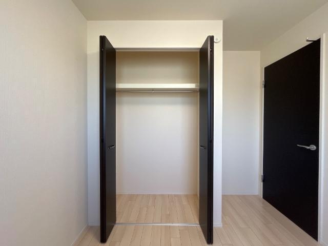 ラピスラズリ 部屋画像