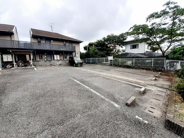 グリーンハイツＣＨＩＢＡ（201） 駐車場