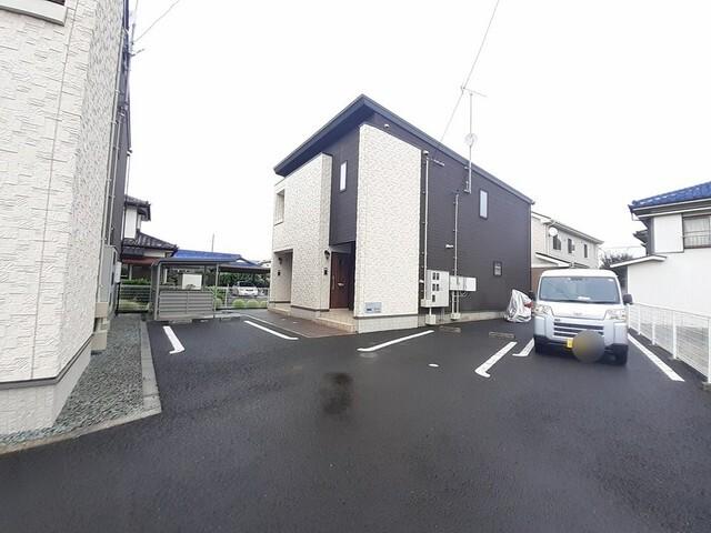 ハーモニー・ヴィラⅡ（102） 駐車場