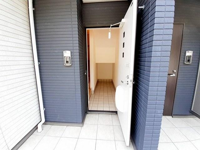 シャルマンＡＢＥ（304） 玄関