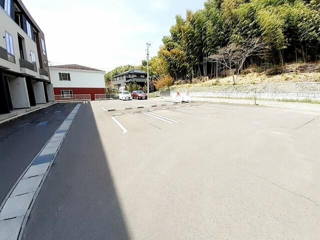 シャルマンＡＢＥ（304） 駐車場