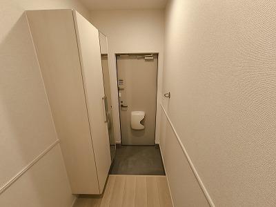 グレースヒルズＧＡＭＯ　Ａ棟（204） 玄関
