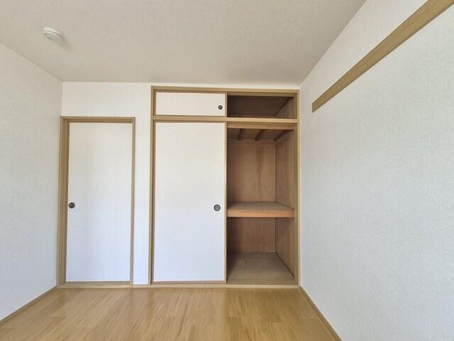 サマーディーンヤマイチ（102） 収納