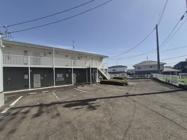 サマーディーンヤマイチ（102） 駐車場